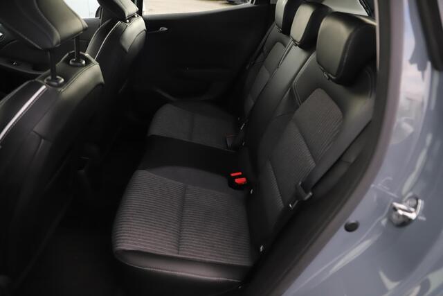 Renault CLIO 1.0 TCe Intens Trekhaak Half Leder Keyless 16 inch LMV LED Navigatie Achteruitrijcamera Carplay Android Rijstrooksensor Climate Cruise Control Parkeersensor