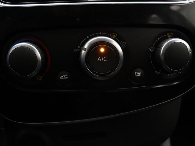 Renault CLIO 90pk TCe Limited Airco | Cruise | Navi | Parkeersens. achter