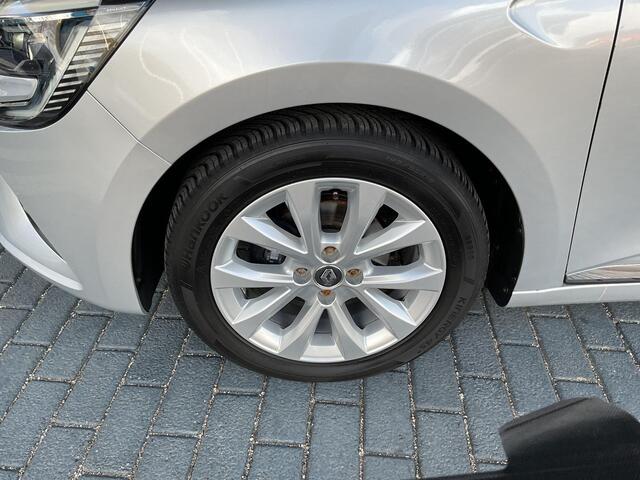 Renault CLIO 1.0 TCe Intens LICHTMETALEN VELGEN / PARKEERSENSOREN / ACHTERUITRIJCAMERA / ELEKTRISCHE BEDIENBARE RAMEN / CRUISE CONTROL / BLEUTOOTH / NAVIGATIESYSTEEM / LANE DEPARTURE