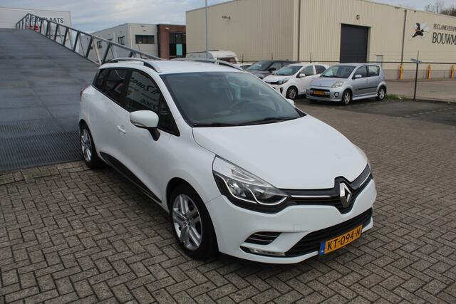 Renault CLIO Estate 0.9 TCe Zen Cruise control/Airco/Navigatie/Privacy glass/Parkeersensoren