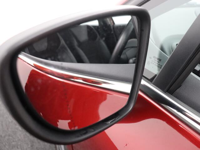 Renault CLIO 0.9 TCe Intens Airco auto, Bluetooth, Boordcomputer, Cruise control, Elek. Stabiliteits Programma, Elek. remkrachtverdeling, Parkeersensoren achter, Start/stop systeem De Renault Clio 0.9 TCe Intens combineert Franse flair met slimme efficiëntie. Compact