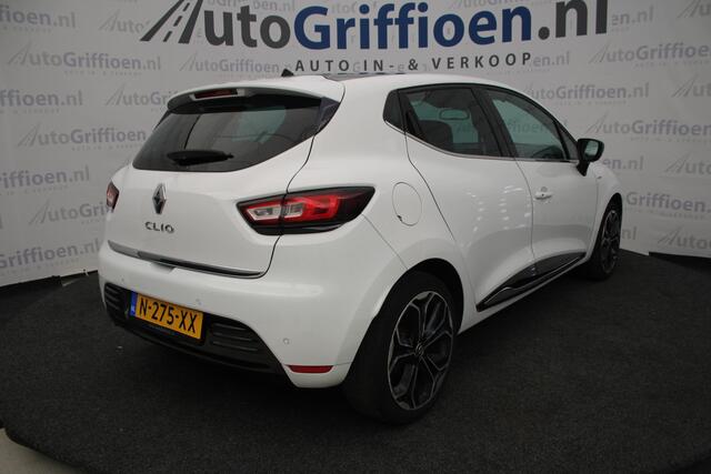 Renault CLIO 0.9 TCe Bose keurige 5-deurs met stoeolverwarming