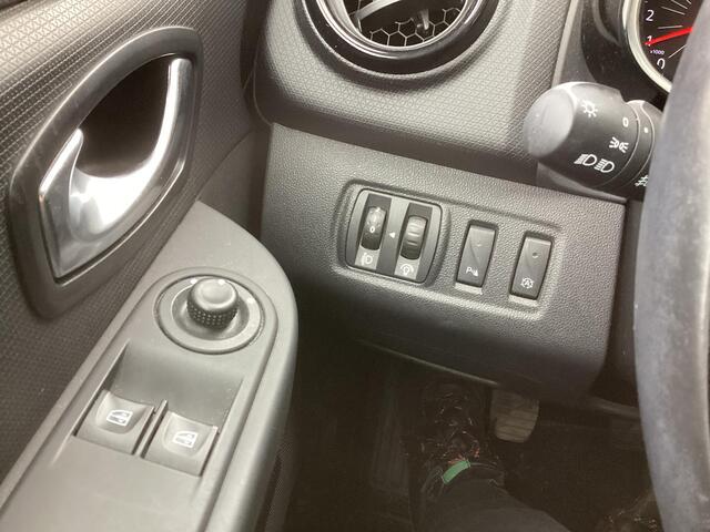 Renault CLIO 0.9 TCe Eco2 Expression Met garantie navigatie mistlampen 16 inch lichtmetaal cruise