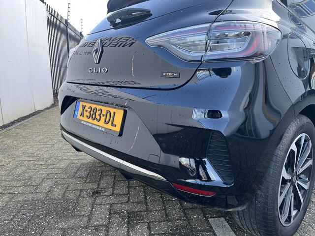 Renault CLIO 1.6 E-Tech Full Hybrid 145 techno / AUTOMAAT / GROOT SCHERM NAVIGATIE MULTIMEDIA / LICHTMETALEN VELGEN / CAMERA / PARKEERSENSOREN