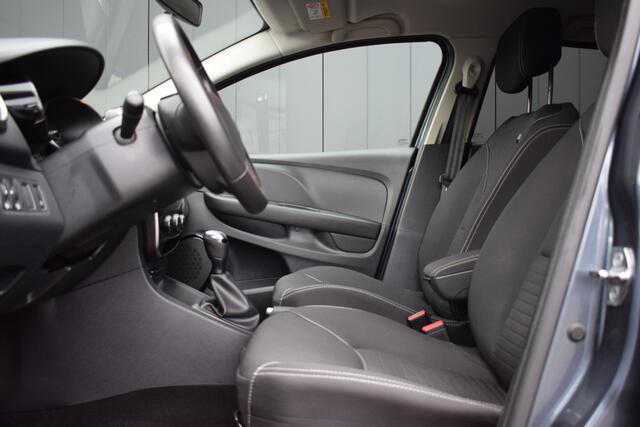 Renault CLIO Estate 0.9 TCE Limited Airco | Full Map Navi | Telefonie | Trekhaak | Isofix