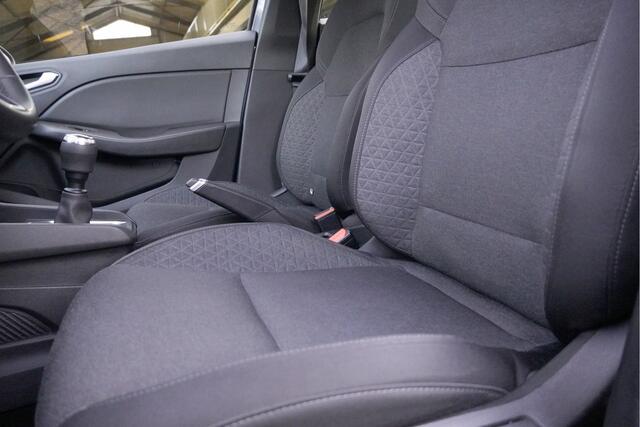 Renault CLIO 1.0 TCe 5drs Zen BJ2019 Led V+A | App-Connect | Airco | Cruise control | Getint glas