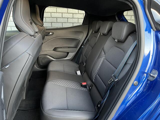 Renault CLIO 1.0 TCe 90 GPF Esprit Alpine | 360° Camera | BOSE-Audiosysteem | Apple CarPlay / Android Auto | DAB+ |