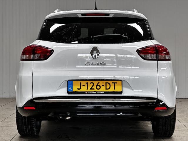 Renault CLIO Estate 0.9 TCe Limited/ 16'' LMV/ Apple + Android/ DAB+/ Keyless/ Navi/ Airco/ Cruise/ Elek. pakket/ Isofix/ Bluetooth/ Armsteun/ Multi. LEDER. Stuur/ Mistl./ PDC/ Chroom/ Extra getint glas.