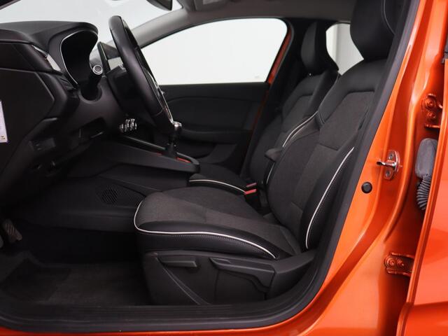 Renault CLIO 1.0 TCe Intens | Carplay | Navigatie | Camera | Keyless | Full LED | Climate control | Half leder | Cruise control | Parkeerhulp