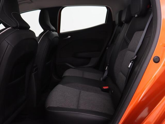 Renault CLIO 1.0 TCe Intens | Carplay | Navigatie | Camera | Keyless | Full LED | Climate control | Half leder | Cruise control | Parkeerhulp