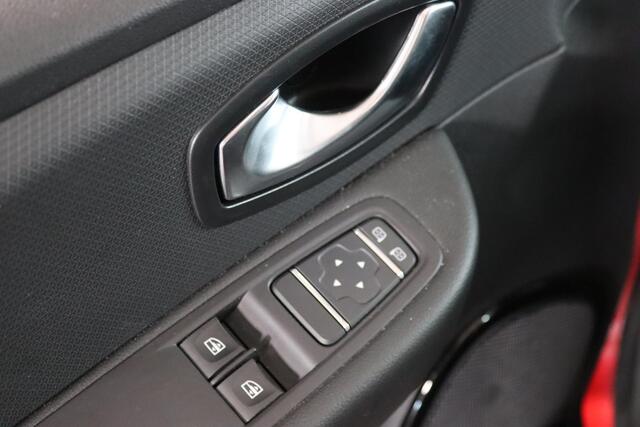 Renault CLIO 0.9 TCe Limited Airco, Navigatie, bluetooth, 9dkm!