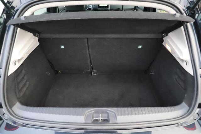 Renault CLIO 1.0 TCe 90 Equilibre 6-Bak Navigatie Carplay Android Airco Cruise Control Rijstrooksensor Parkeersensor