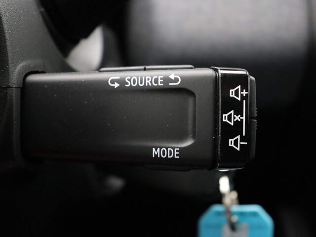 Renault CLIO TCe 90pk GPF evolution | Lichtmetalen velgen | Getint glas | Achteruitrijcamera |