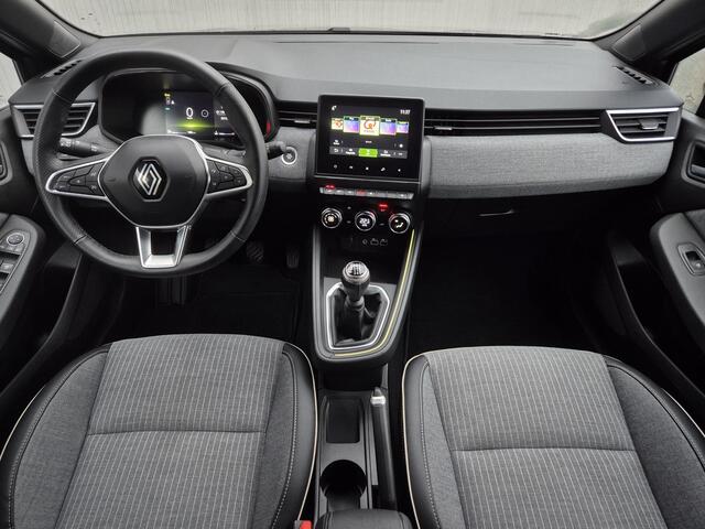 Renault CLIO 1.0 TCe 90 Techno Handgeschakeld / Pack winter / Navigatie via Apple Carplay of Android Auto / Achteruitrijcamera / Cruise control / Keyless Entry/Start / Parkeersensoren achter / Stuur en Stoel verwarming /