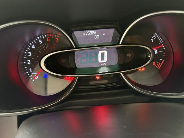 Renault CLIO 0.9 TCe Limited NIEUWE DITR.KETTING PARKEERSENSOREN NAVI AIRCO LICHTM.VELGEN