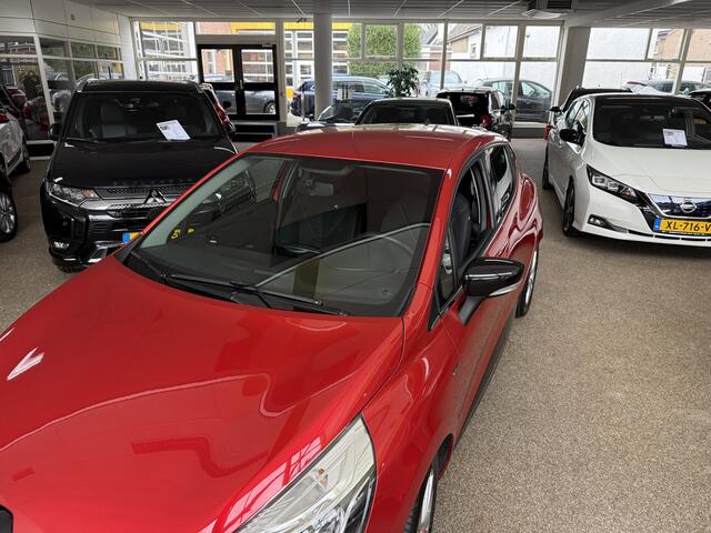 Renault CLIO 0.9 TCe Limited NIEUWE DITR.KETTING PARKEERSENSOREN NAVI AIRCO LICHTM.VELGEN