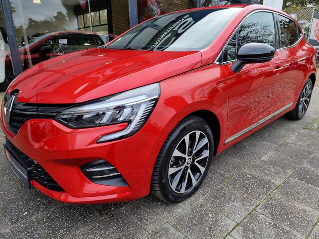 Renault CLIO 1.3 TCe Techno 140PK | Leder | Camera | Carplay | 37dkm | 2023 | Topstaat!