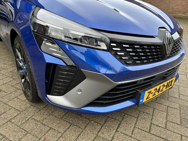 Renault CLIO 1.6 E-Tech Full Hybrid 145 esprit Alpine/Bose/360 Camera/Pack winter/All season