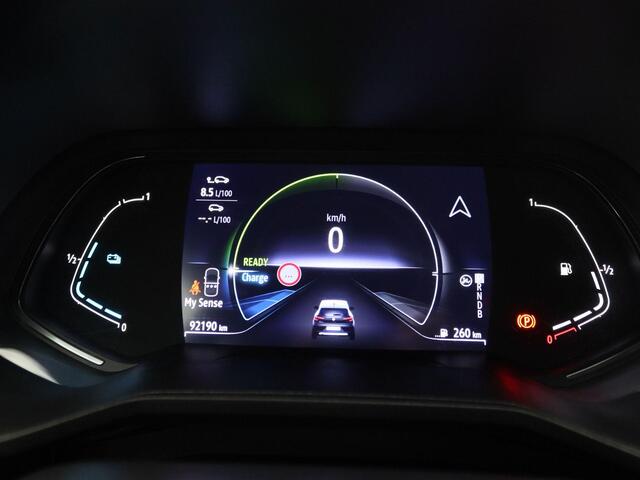 Renault CLIO E-Tech Hybrid 140 Serie Limitee E-TECH | Automaat | EASY LINK Navigatie met Apple Carplay & Android Auto | Parkeersensoren v+a met achteruitrijcamera | Privacy Glass | Shark fin antenne | Metaalkleur |