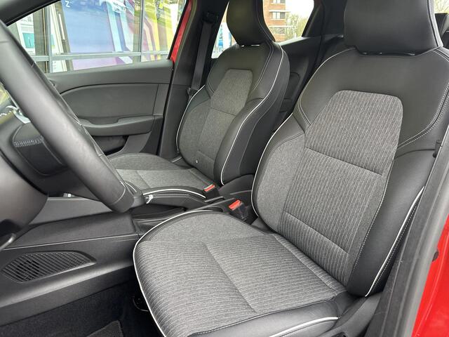 Renault CLIO 1.6 E-Tech Hybrid 140 Intens | TREKHAAK | PARKEERSENSOREN | CRUISE CONTROL | CLIMATE CONTROL | APPLE CARPLAY