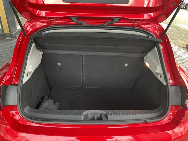 Renault CLIO 1.0 TCe Bi-Fuel Zen / LPG / AIRCO / NAVIGATIE / PDC / ALLSEASON BANDEN /