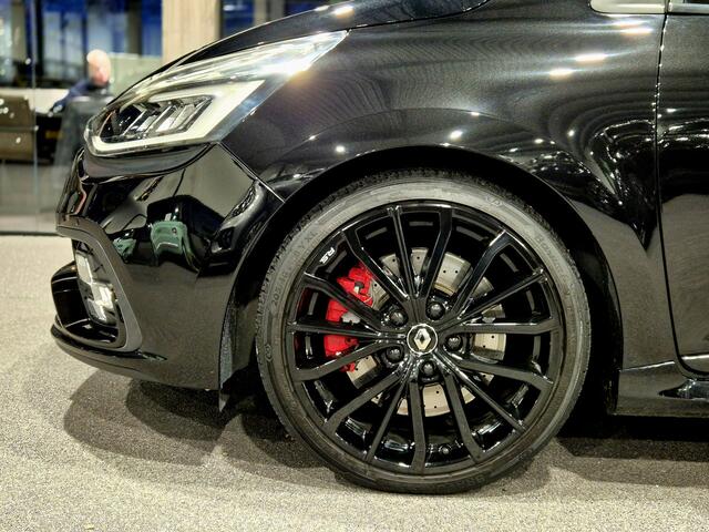 Renault CLIO 1.6 Turbo R.S. Trophy Akrapovic | Bose | Clima | LED | Navi | Stoelverwarming | Keyless