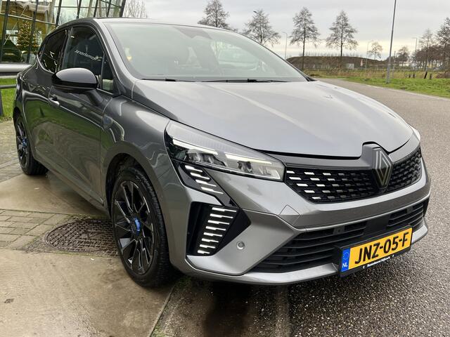 Renault CLIO 1.6 E-Tech Full Hybrid 145PK esprit Alpine / Adaptive Cruise / Bose / Stoel+Stuurverw. / 360' Camera /