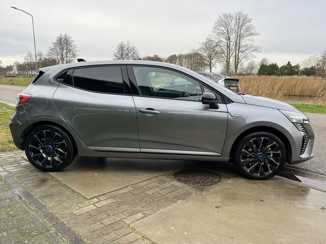 Renault CLIO 1.6 E-Tech Full Hybrid 145PK esprit Alpine / Adaptive Cruise / Bose / Stoel+Stuurverw. / 360' Camera /