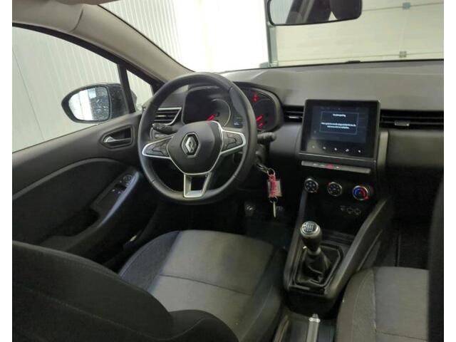 Renault CLIO 1.0 TCe 92PK 5drs. Equilibre / Navigatie / Airco / Cruis-control / Radio multimedia / 6Versn./