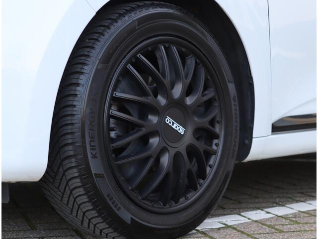 Renault CLIO 1.0 TCe Zen | Navigatie | Cruise Control | Parkeersensoren