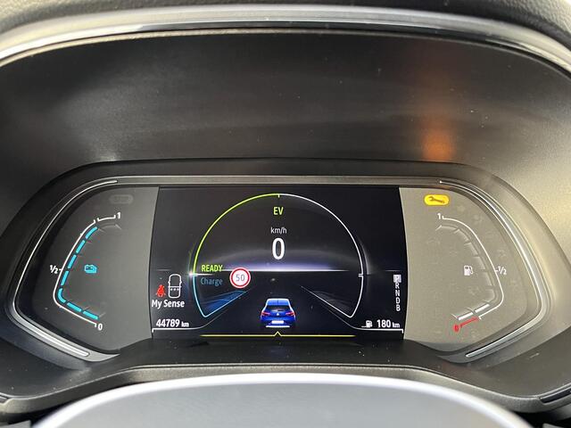 Renault CLIO 1.6 E-Tech Hybrid 145 Techno | Stoelverwarming | Achteruitrijcamera | Apple CarPlay / Android Auto | Navigatie |