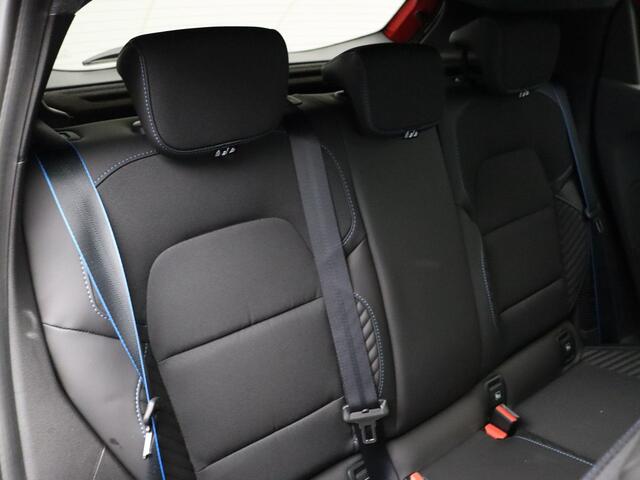 Renault CLIO 1.6 E-Tech Full Hybrid 145pk esprit Alpine | 360 graden camera | Stoel- en stuurverwarming | 17" "La Fleche" velgen |