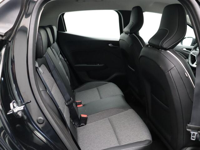 Renault CLIO 100pk TCe Intens | ABD Onderhouden | Climate Control | Digitaal instrumentenpaneel | Navigatie |