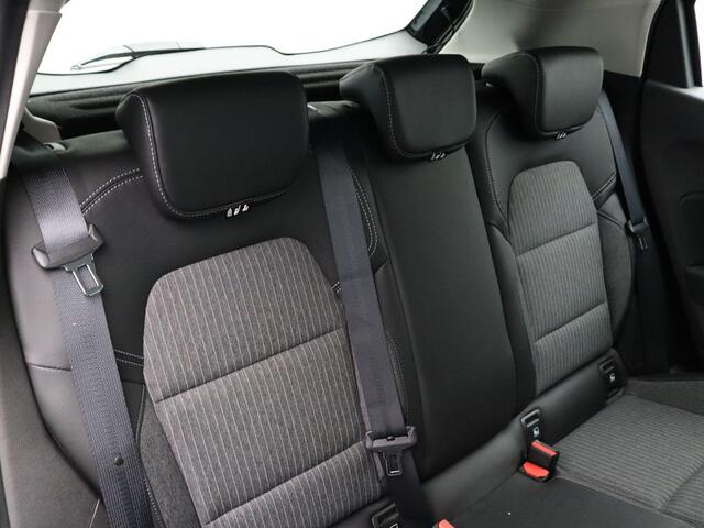 Renault CLIO 100pk TCe Intens | ABD Onderhouden | Climate Control | Digitaal instrumentenpaneel | Navigatie |