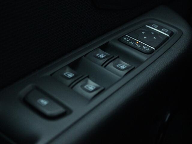 Renault CLIO 0.9 TCe Intens