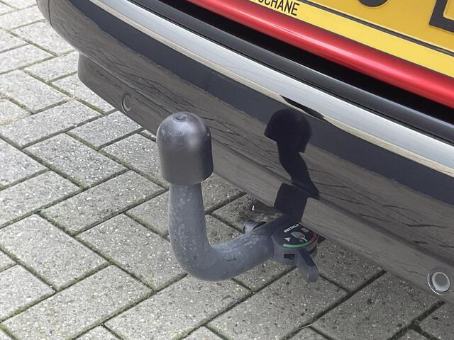 Renault CLIO Estate 0.9 TCe Intens | Trekhaak | Climate Control | Bochane onderhouden |