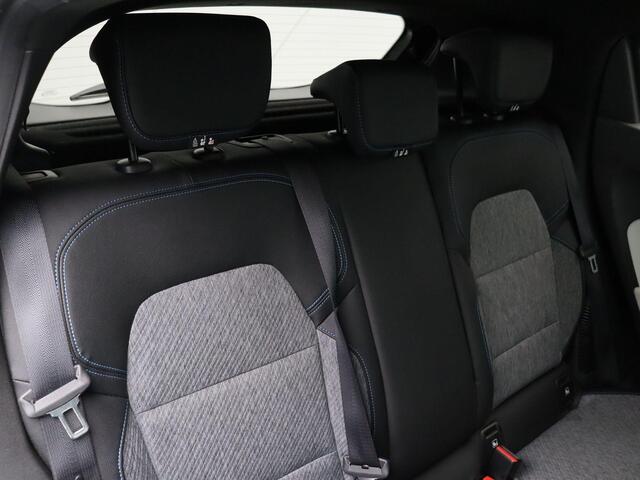 Renault CLIO 1.6 E-Tech Hybrid 140 Serie Limitee E-TECH | Trekhaak | Stoel-Stuur Verwarming | BOSE Audio | 360° Camera |