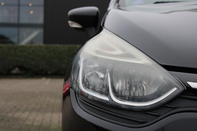 Renault CLIO Estate 0.9 TCe Limited