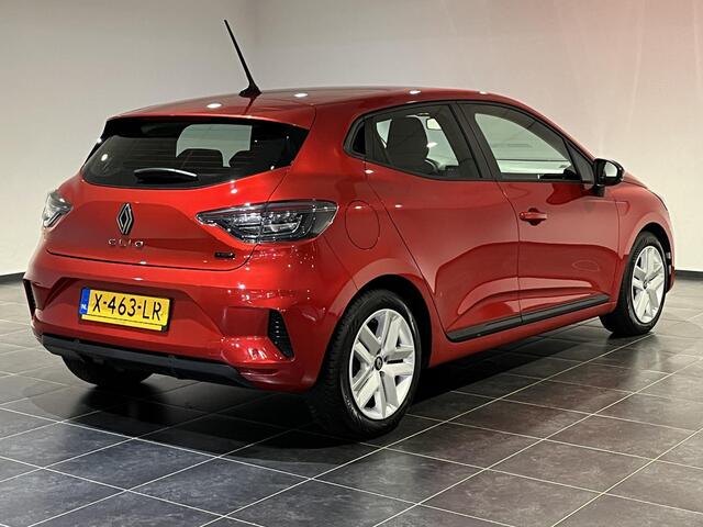 Renault CLIO 1.6 E-Tech Full Hybrid 145 evolution | All-Season banden | Navigatie | Parkeersensoren | Apple CarPlay / Android Auto |