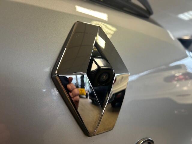 Renault CLIO 1.6 E-Tech Hybrid 140 Intens Navi, PDC, LMV, 140PK