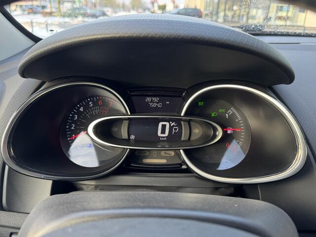 Renault CLIO 1.2 TCe Intens | Automaat | Clima | Achteruitrijcamera | Cruise