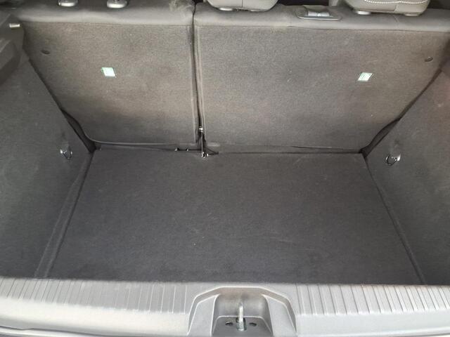 Renault CLIO 1.0 TCe 90 Evolution Navigatie | Camera | Bluetooth | Parkeersensoren | LMV | Airco | 12 Maanden BOVAG Garantie