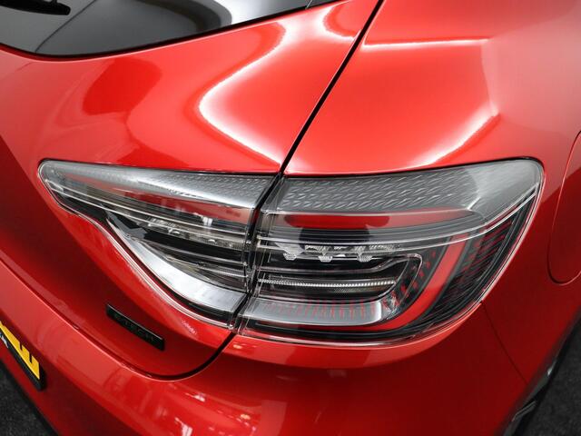 Renault CLIO 1.6 E-Tech Full Hybrid 145 techno AROUNDVIEW CAMERA / APPLE & ANDROID CARPLAY / NAVIGATIE / CRUISE CONTROL /