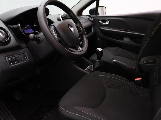 Renault CLIO 90pk TCe Limited Airco | Cruise | Navi | Parkeersens. achter