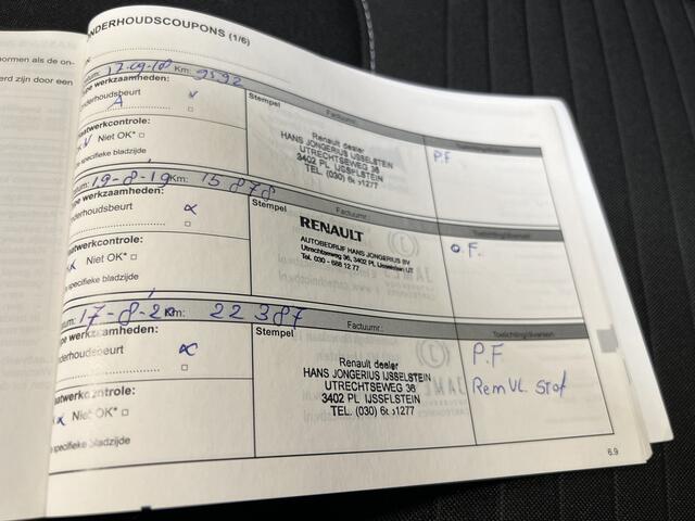 Renault CLIO 0.9 TCe Limited | Navigatie | LM Velgen 16" | Cruise Control | Parkeersensoren Achter | Airco | Radio |