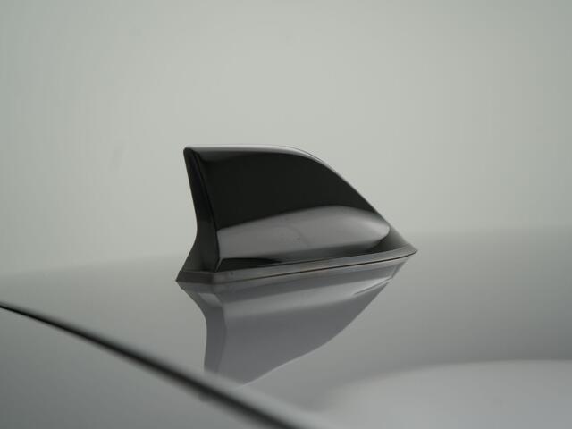 Renault CLIO 1.6 E-Tech Full Hybrid 145 Techno - RIJKLAARPRIJS - All Seasonbanden - Achteruitrijcamera - Cruise Control - Apple Carplay - Android Auto - Stoel- en Stuurverwarming!