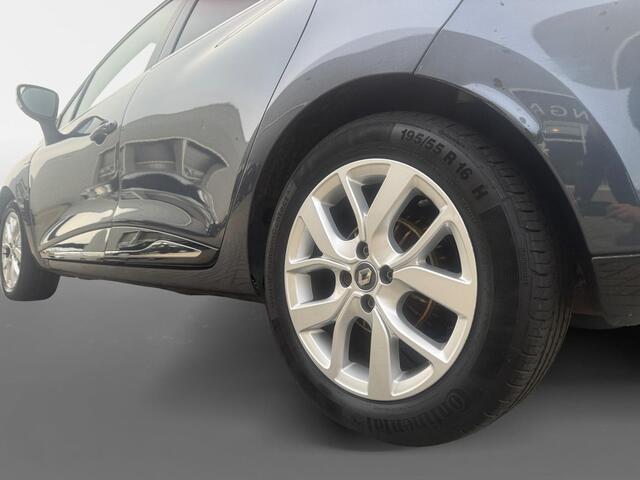 Renault CLIO Estate 0.9 TCe Limited | Navigatie | Trekhaak | Parkeersensoren | Airco | DAB | Bluetooth | Keyless | Dak Rails |