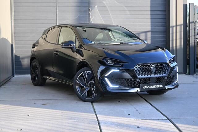 Renault CLIO esprit Alpine | Achteruitrijcamera | Elektronisch geregelde airconditioning | Grille in zwart met daarin verwerkt 113 Renault logo's