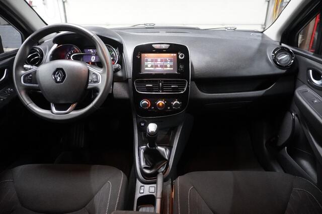 Renault CLIO 0.9 TCe Limited / Parkeersensoren achter / Navi / DAB+ / Airco / Cruise