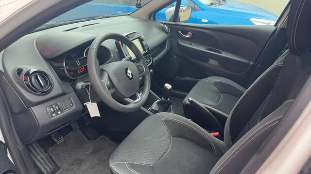Renault CLIO 0.9 TCe Zen NAVI / AIRCO / BLUETOOTH / CRUISE / DAB+ / NL-AUTO
